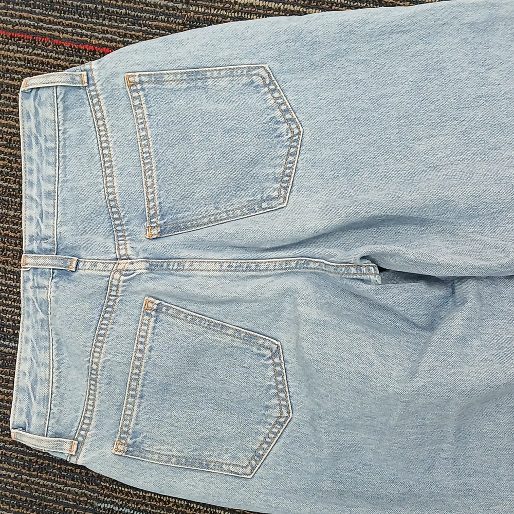 Forever 21 two tone patchwork hi rise jeans Size 25 - Picture 6 of 6